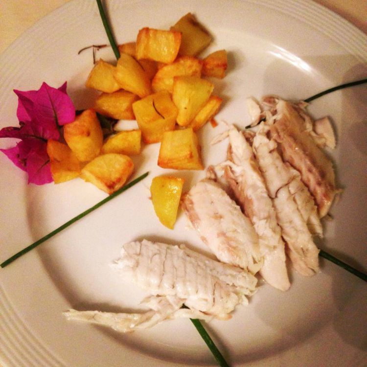 Spigola-al-sale-con-patate-arrosto